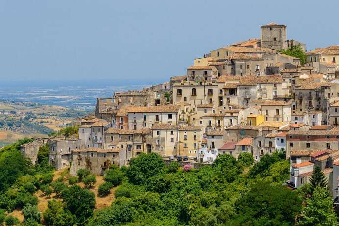 Kalabrien Ursprüngliche Halbinsel zwischen Tyrrhenischem und Ionischem