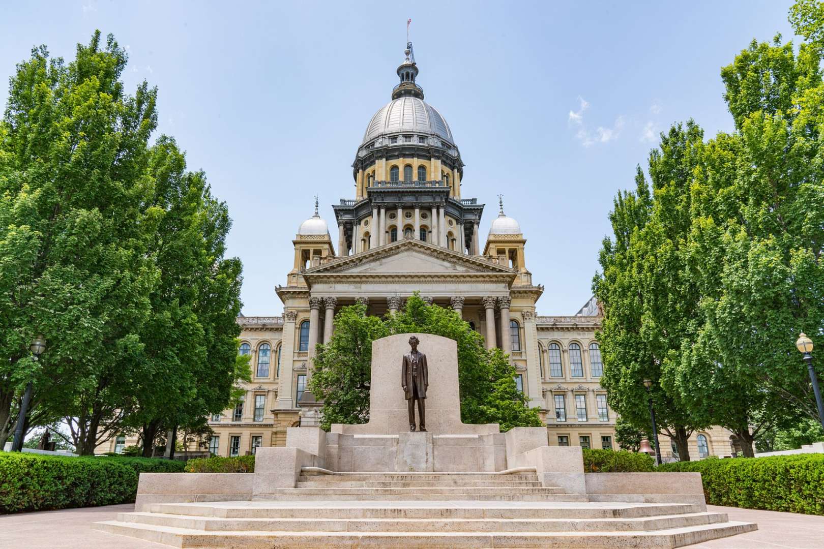 Abraham Lincoln Statue