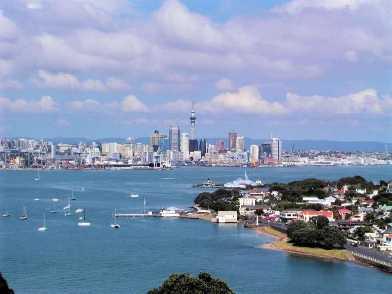 Blick auf Auckland-City vom North Head (Devonport)