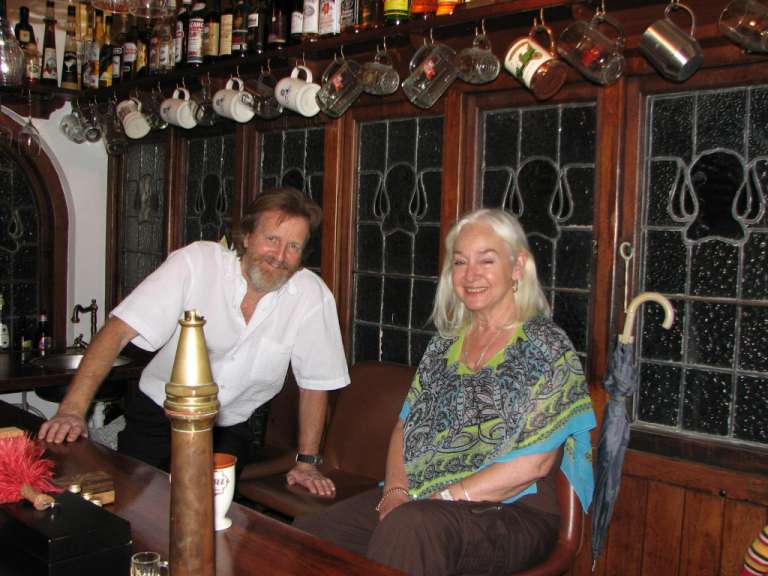Barry und Mina vom Guest House