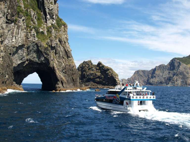 Fahrt durch das -Hole in the Rock- mit Fullers Cruise, Bay o