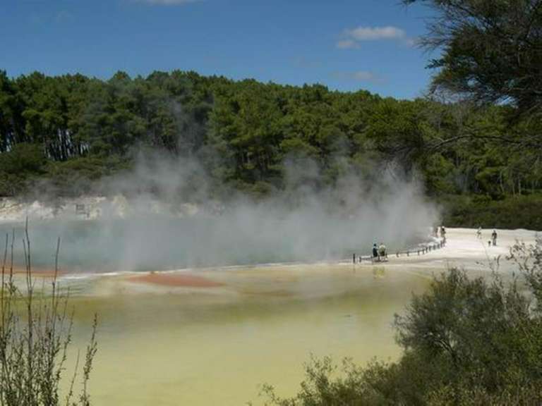 Champaign Pool Wai O Tapu
