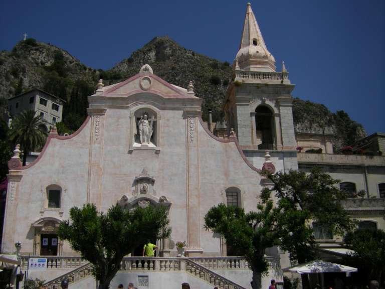 Die begehrteste Kirche von Taormina