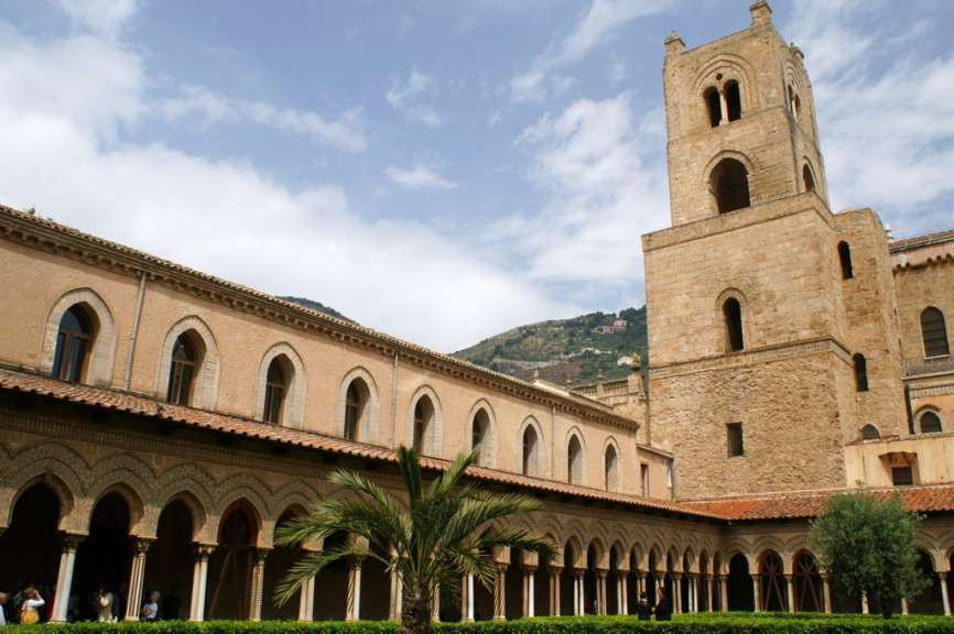 Monreale, Normannendom, Kreuzgang