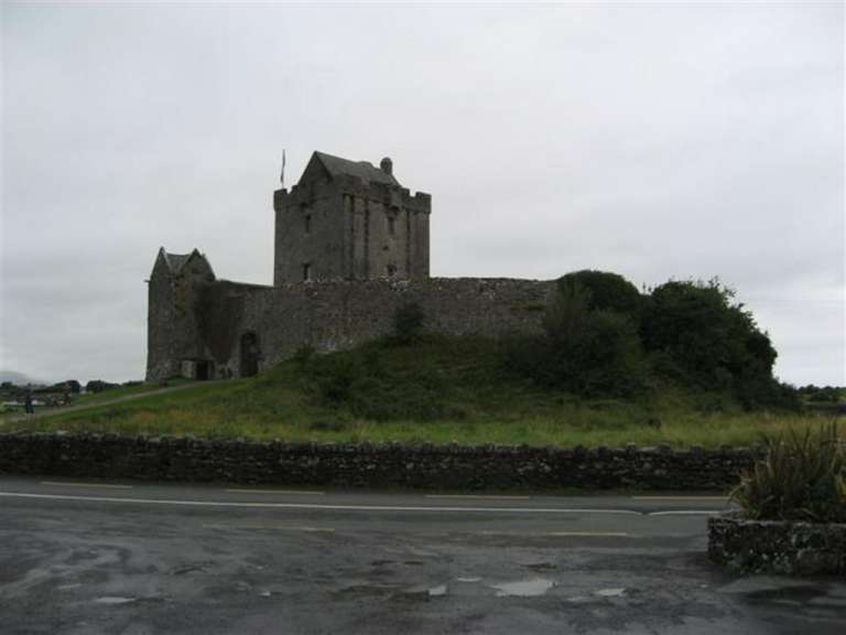 Dunguaire Castle
