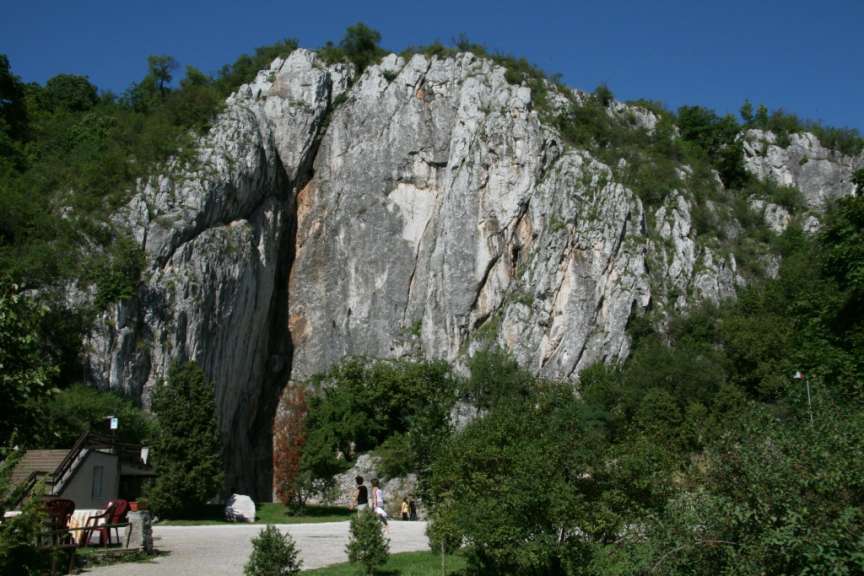 Eingang Tropfsteinhöhle im Aggtelek Nationalpark