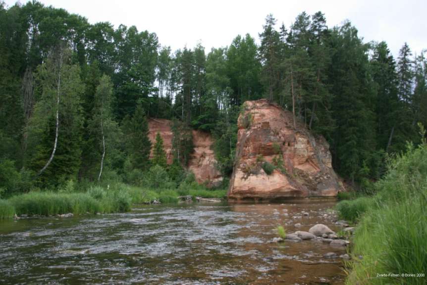 Zvarte-Felsen im Gauja-Nationalpark