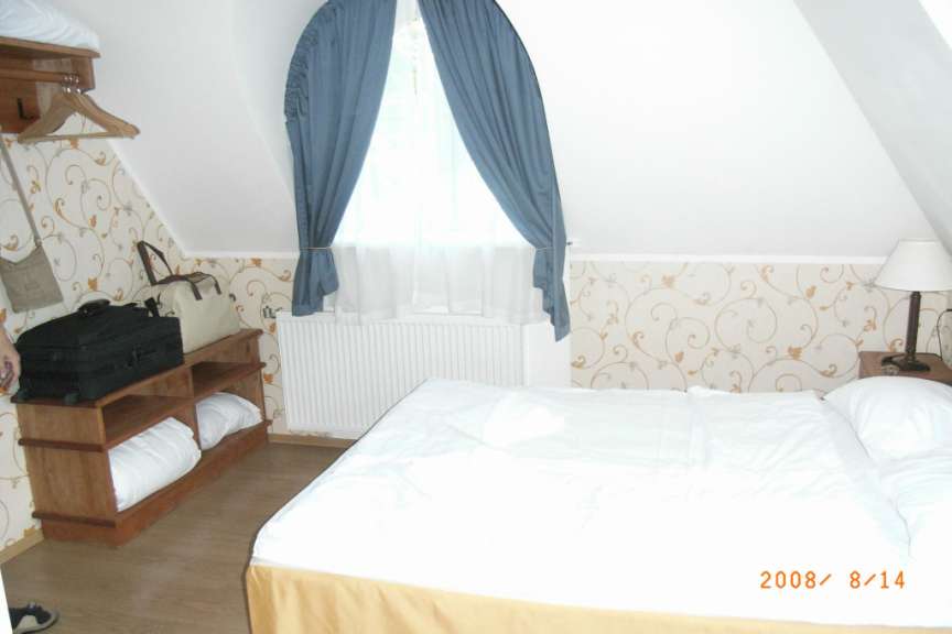 Saka Cliff Hotel