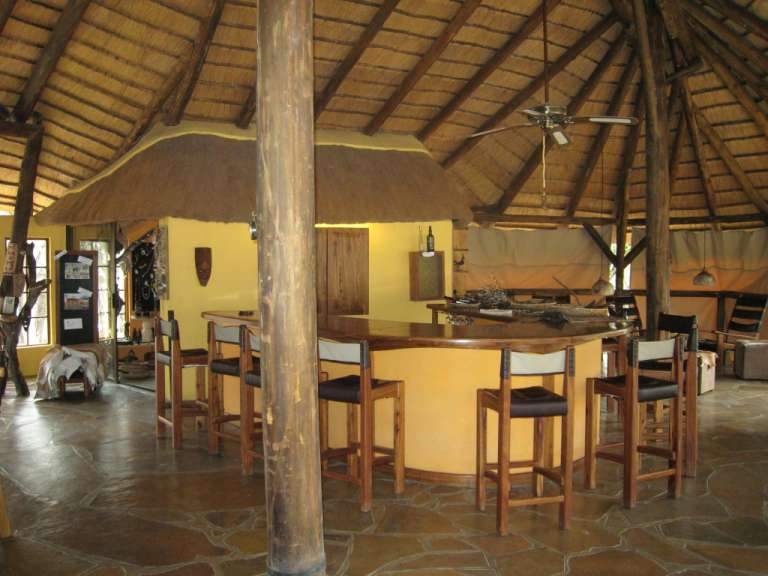 Bush Lodge, Haupthaus