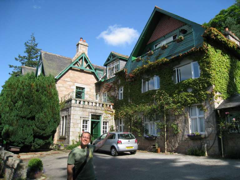 Hotel in Ballator