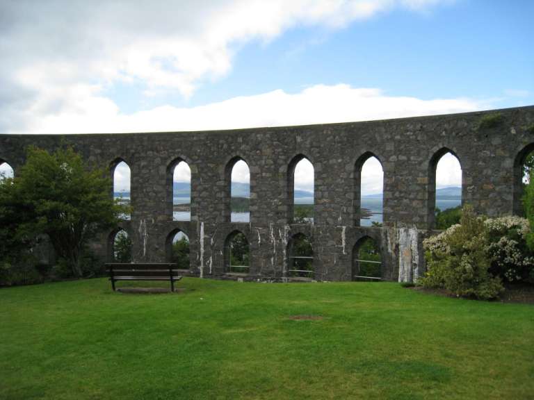 Kolosseum (Mc Caig's Tower)