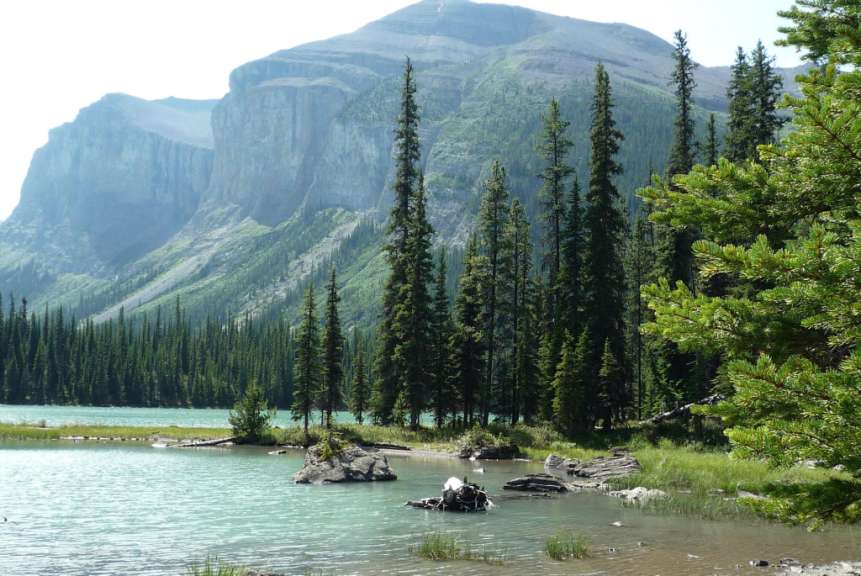 Maligne Lake
