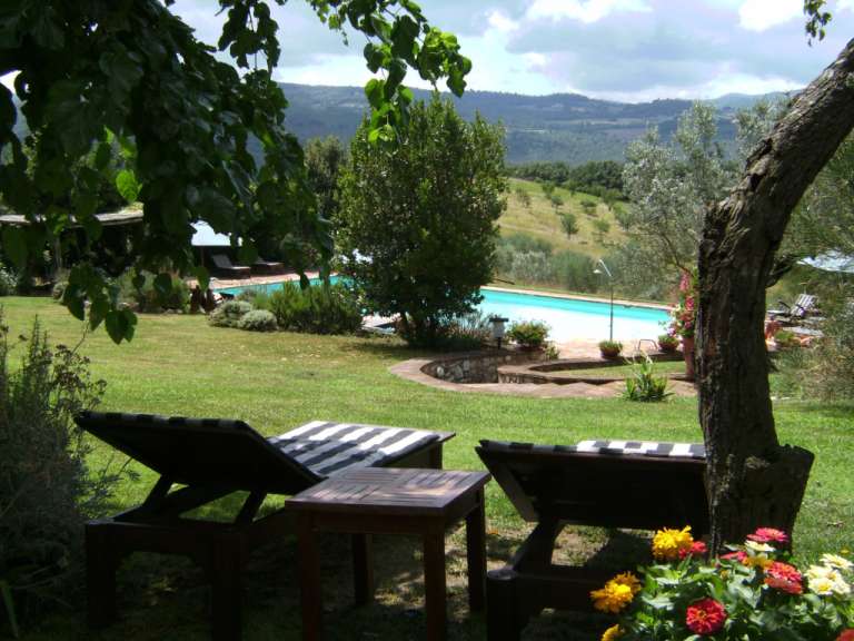 Villa in Todi