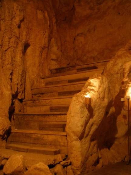 Capricorn Caves