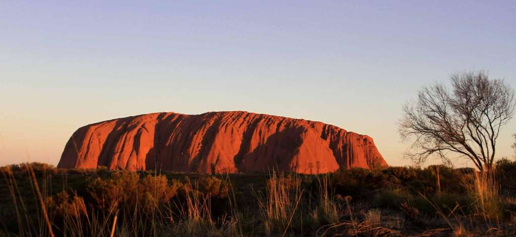 Uluru, Outback