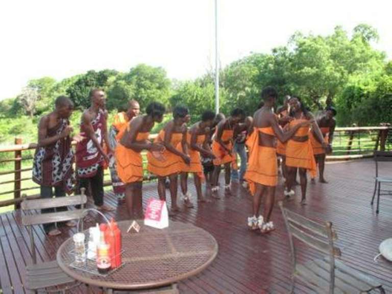Tanzgruppe aus Swaziland im Lower Sabie Camp 