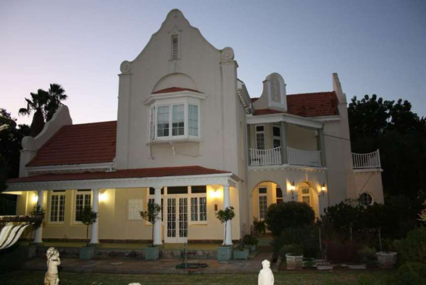 Graaf Reinet bei Nico im b&b Avontrust