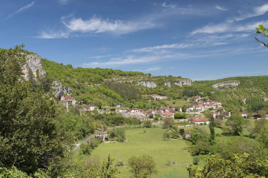 Dorf im Naturpark Causses du Quercy