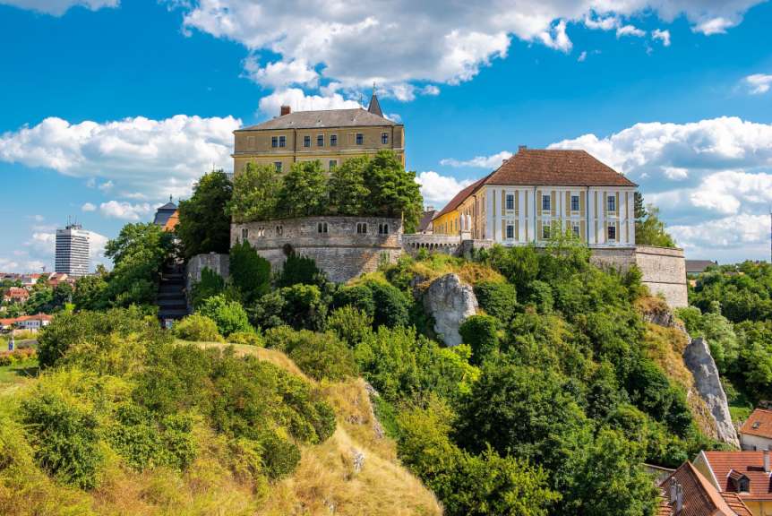 Blick auf den Burgberg: Veszprém