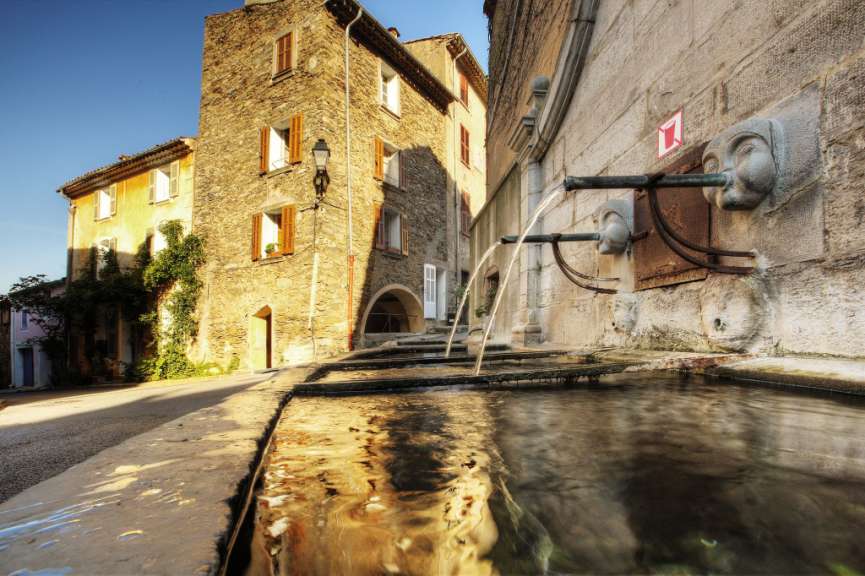 Malerisches Bergdorf: La Garde-Freinet