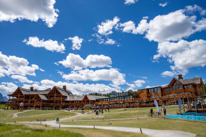 Liftstation für Gondeln zum Lake Louise
