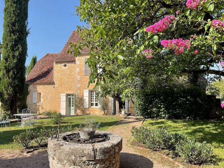 Aus dem 18. Jahrhundert: Herrenhaus in der Dordogne