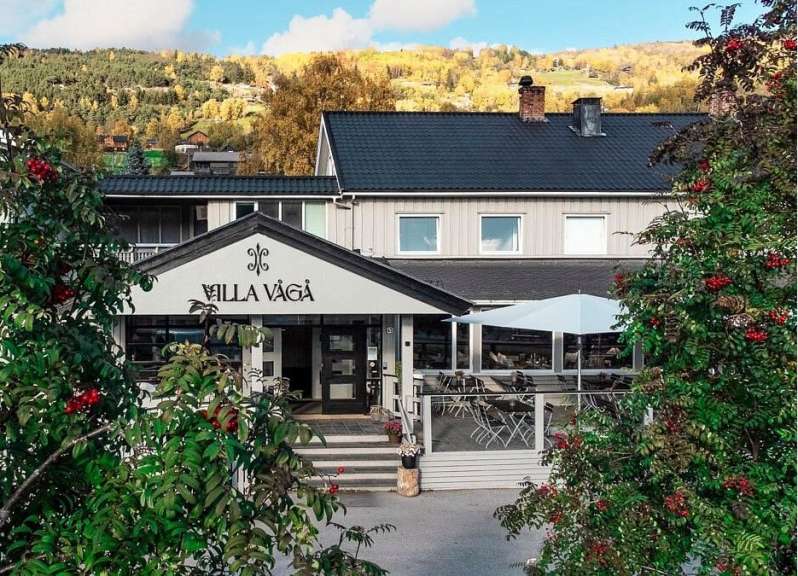 Ein Gebäude mit der Aufschrift villa vaga darauf