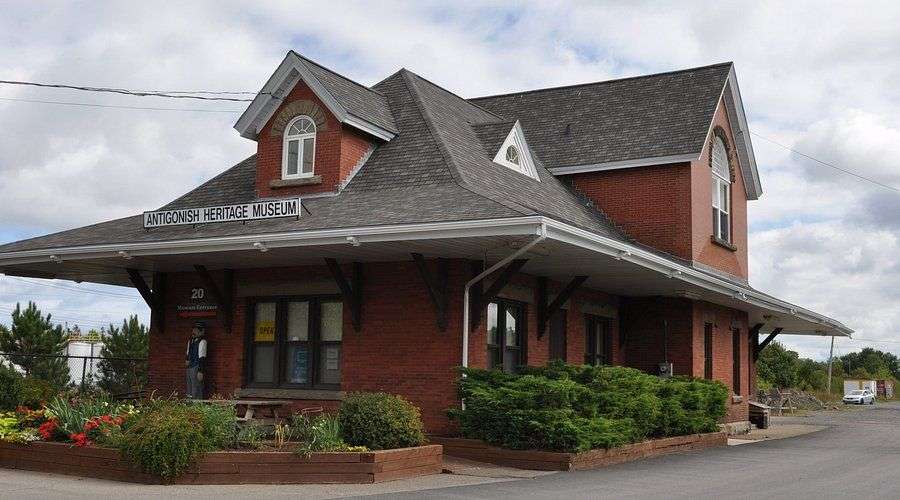 Ein rotes Backsteingebäude mit der Aufschrift antigonish heritage museum