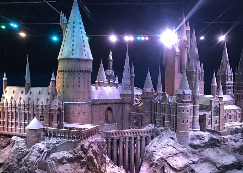 Ein Modell eines Schlosses aus Harry Potter