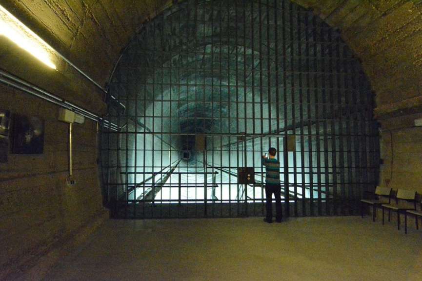17 Kilometer Tunnel: Regierungsbunker