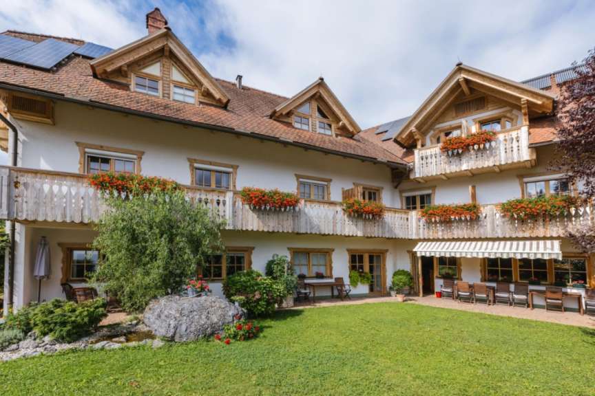 100 Meter vom See entfernt: ehemaliger Bauernhof in Bled