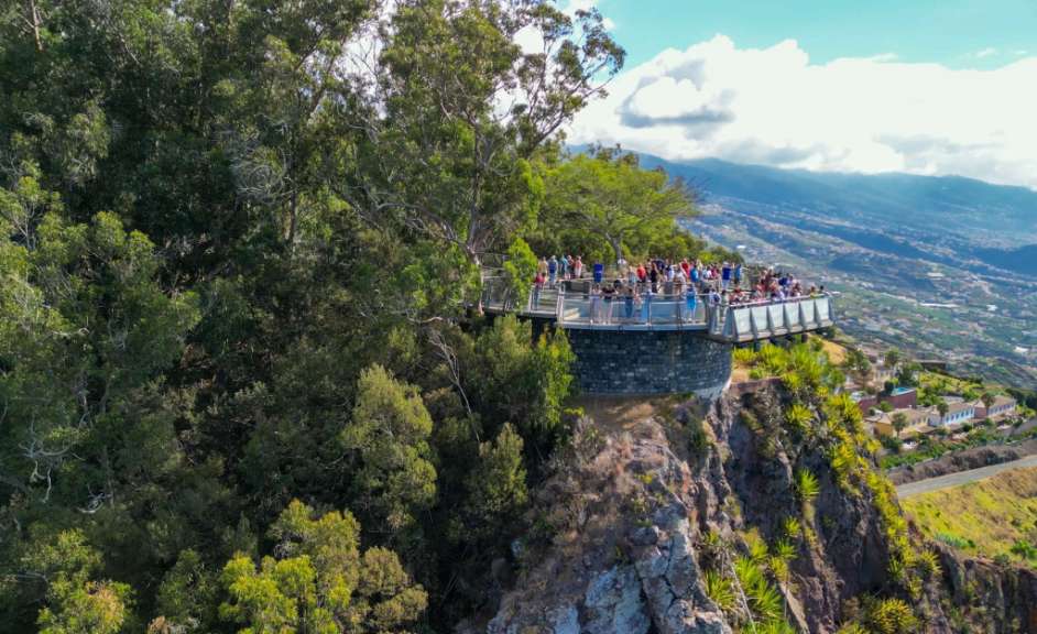 580 Meter hoch: Cabo Girão