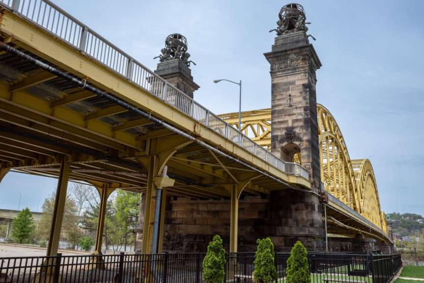 Sixteenth Street Bridge, Strip District