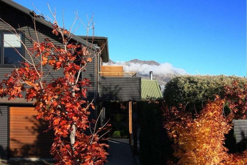 Blick auf den See: Loft in Wanaka