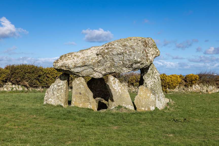 Carreg Samson