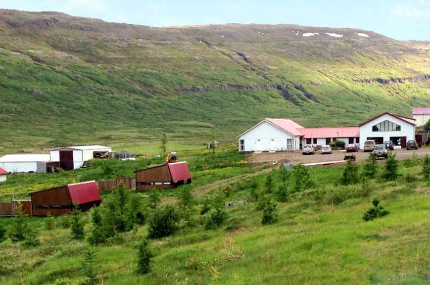 Idyllische Lage: ehemalige Farm in den Westfjorden
