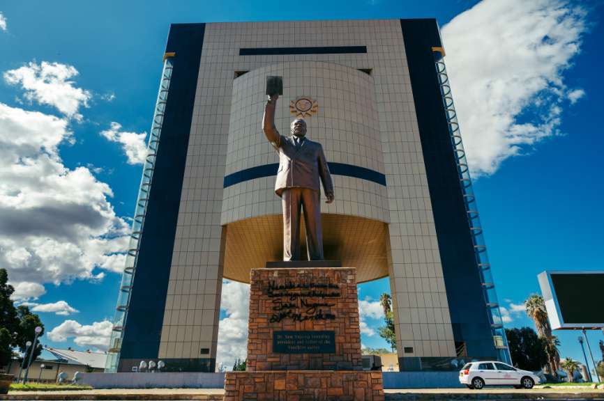 Sozialistisch, realistisch: Independence Memorial Museum