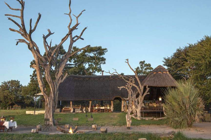 Zelt-Lodge in den Ngama Plains