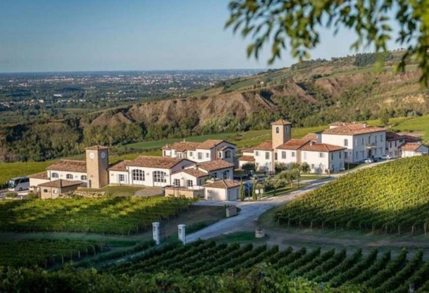 Weitläufiges Anwesen: Weinresort bei Forli