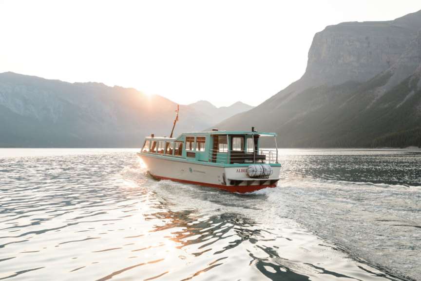 Lake Minnewanka Bootstour