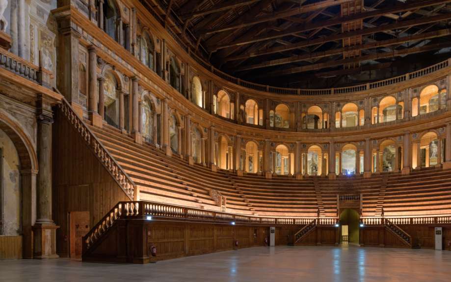 Teatro Farnese im Palazzo della Pilotta