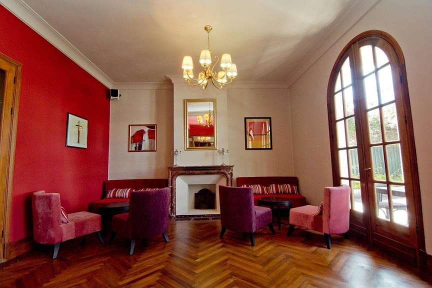 Salon