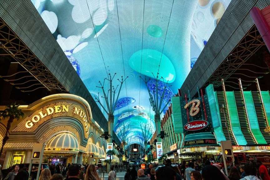 Zipline Fremont Street