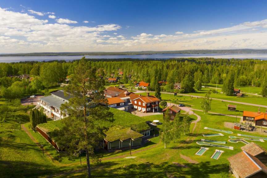 Ruhige Lage: Resorthotel in Tällberg
