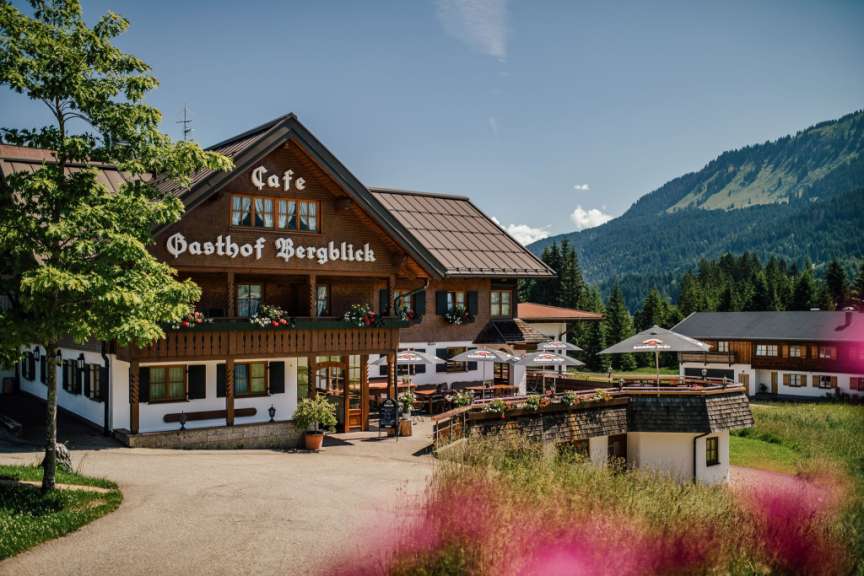 Traditionsreich: Gasthof im Kleinwalsertal