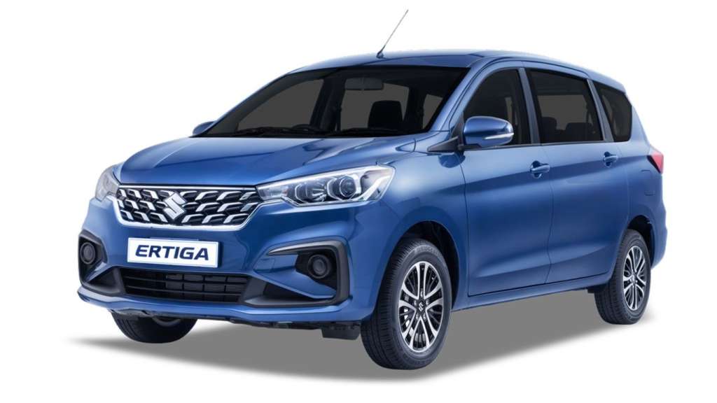 Ein blauer suzuki ertiga auf weißem hintergrund