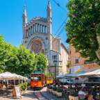 Zwischen Orangenhainen: Sóller