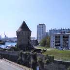 Imposanter Turm aus dem 14. Jahrhundert