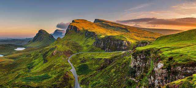 Panorama bei Sonnenaufgang: Isle of Skye Panorama bei Sonnenaufgang: Isle of Skye