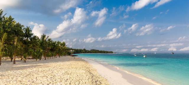 Strand auf Sansibar